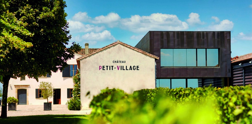 PETIT VILLAGE Chateau